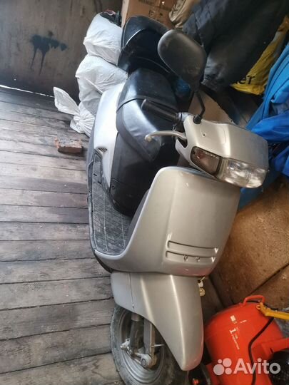 Скутер Honda lead 90