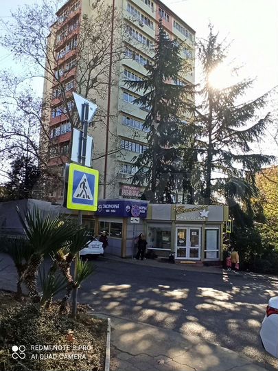 Доля в 2-к. квартире, 60 м², 3/12 эт.