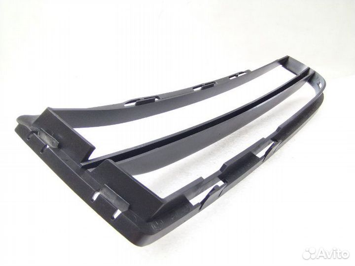 Решетка в бампер передняя левая Bmw 1-Series E82