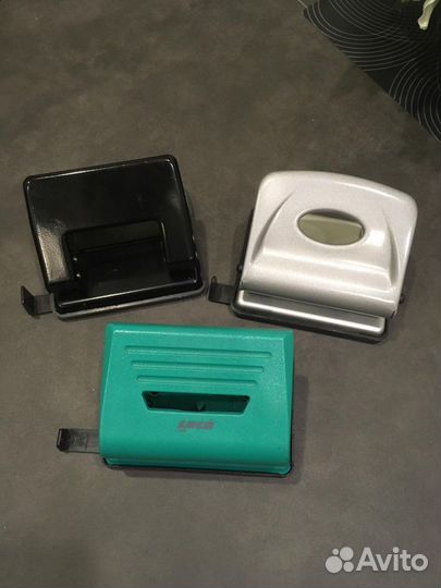 Дырокол металлический, мало б/у