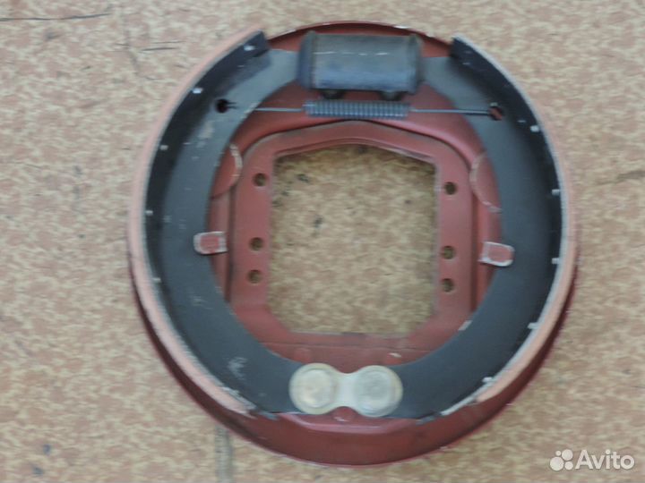 Тормоз паз-3205 передний в сборе 3205-3501010