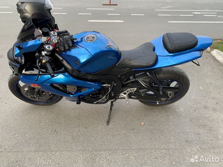 Suzuki gsx-r 750 k7