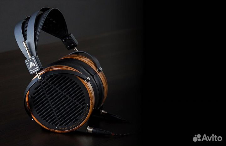 Наушники Audeze