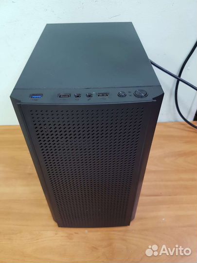 Компьютер pentium G5400 3.7Gh/Sock 1151/ 8Gb RAM
