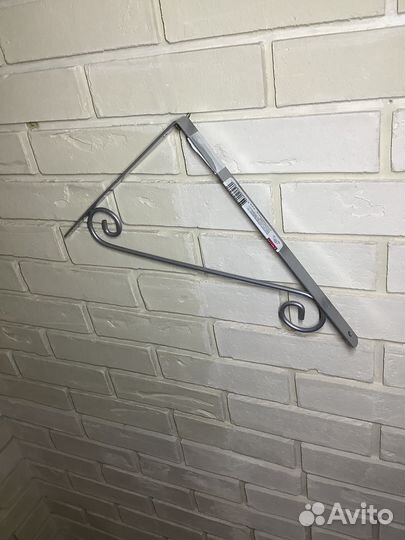 Кронштейн для полок