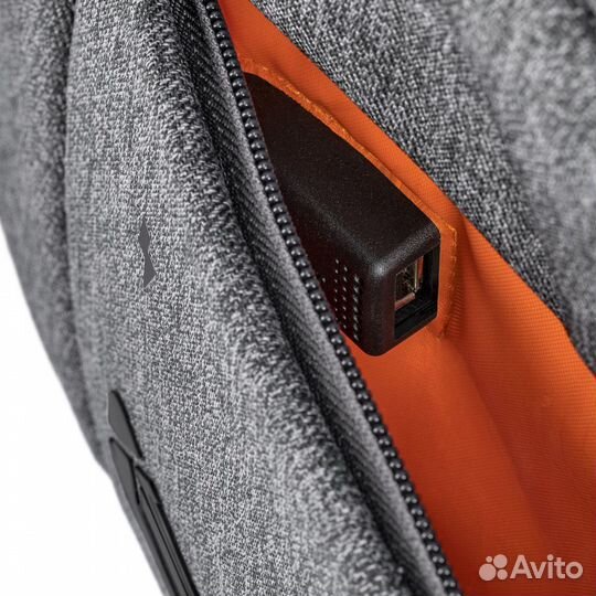 Компактный городской рюкзак Audi