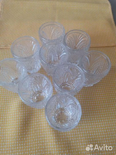 Хрустальные рюмки