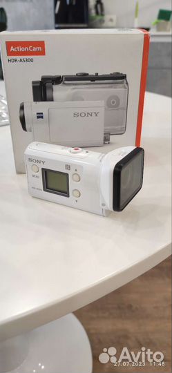 Экшн видеокамера Sony HDR-AS300