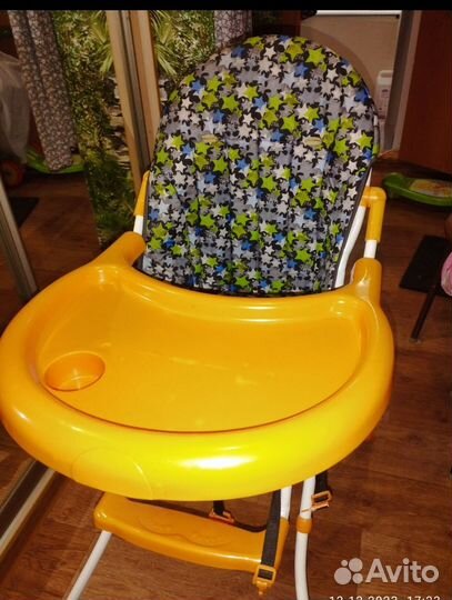 Стул для кормления