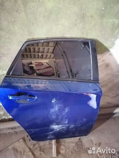 Дверь задняя правая в сборе приус 30