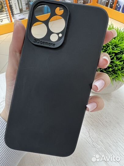 Чехлы на телефон