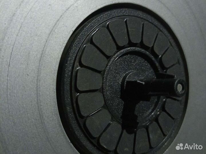 Катушечный магнитофон