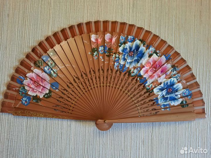 Веер ручной раскраски