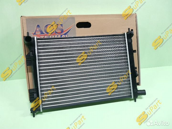 Радиатор охлаждения двс Kia Rio с 2011 по 2017 мех