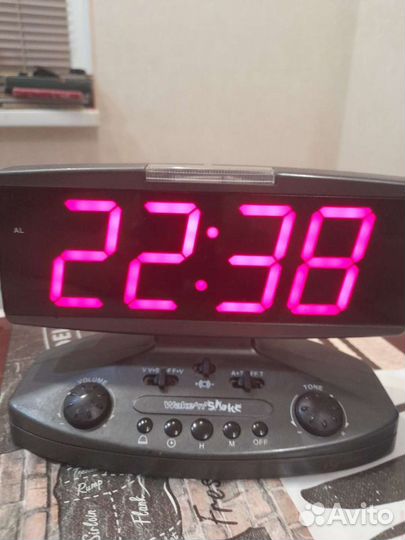 Часы электронные настольные СССР