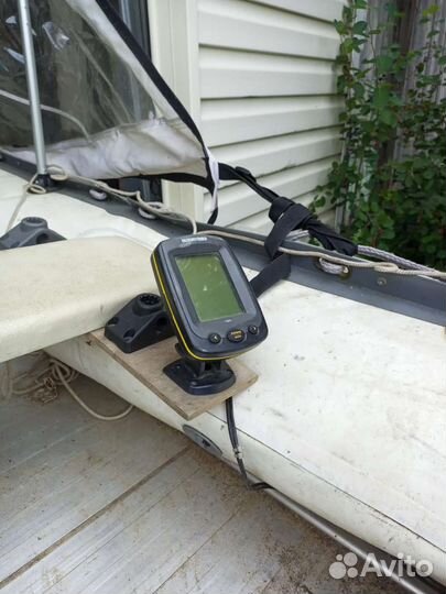 Лодка с мотором