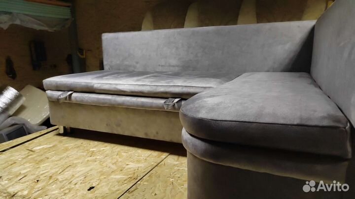 Перетяжка мебели