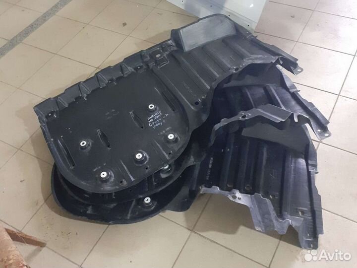 Пыльник заднего бампера Toyota Camry V70