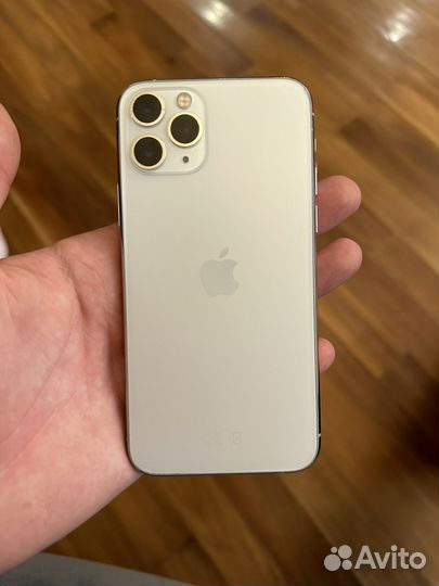 iPhone 11 Pro, 64 ГБ