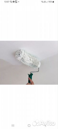 Женщина.Покраска стен,потолков.Поклейка обоев