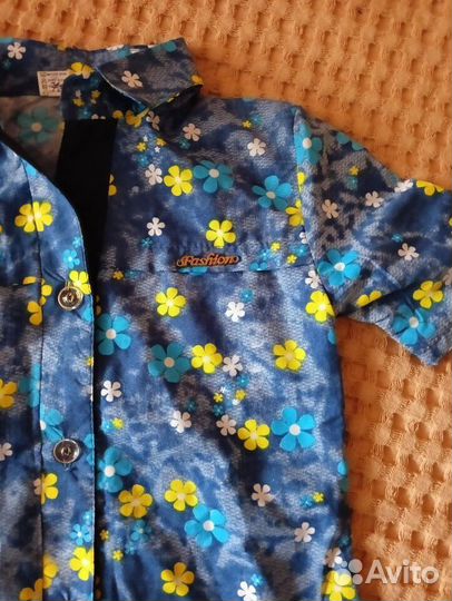 Блузка новая для девочки 30-32 размер
