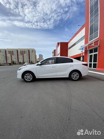 Kia Rio 1.6 МТ, 2017, битый, 43 000 км