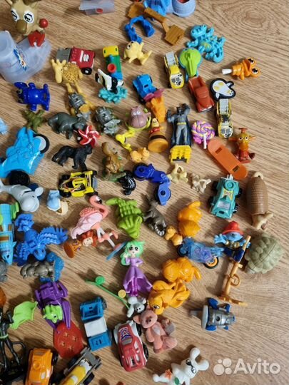 Игрушки из киндер сюрприза пакетом