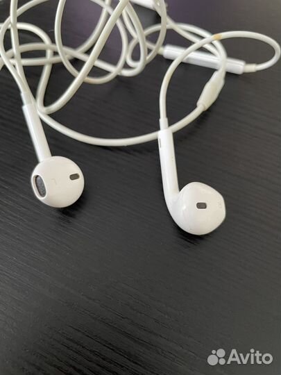 Наушники earpods