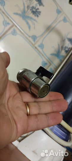 Фильтр Гейзер для крана с новым картриджем