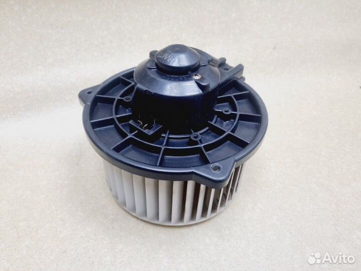Моторчик печки Toyota Avensis 2.0 1AZ-FSE AT 2007
