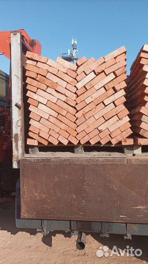 Кирпич забутовочный на паддонах