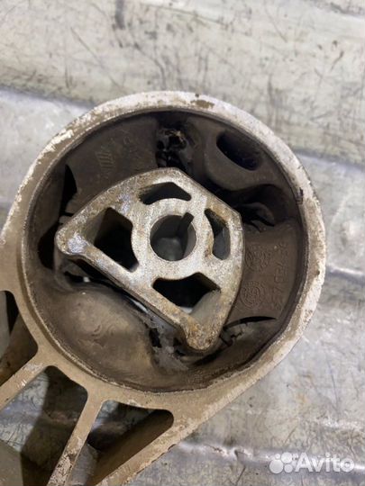 Подушка двигателя задняя Opel Corsa D 1 2008