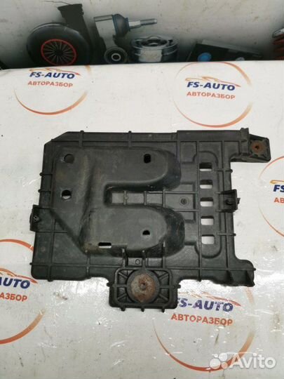 Площадка акб Kia Ceed хетчбэк 1.6 123 Л.С. G4FC