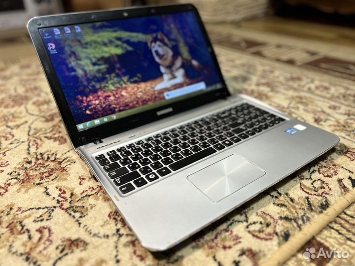 Отличный Ноутбук Samsung core i3/6гб/500гб