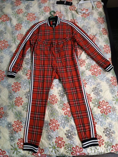 Костюм на мальчика красный в крупную клетку