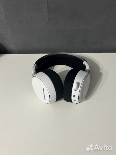 Наушники Steelseries Arctis Pro Wireless