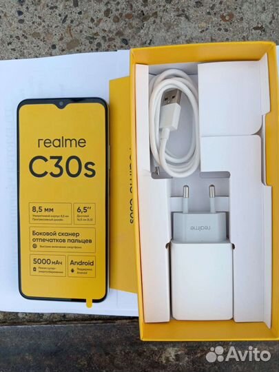 Смартфон realme s30c