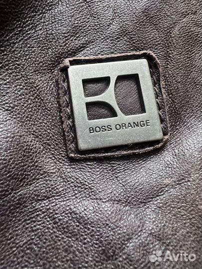 Кожаная куртка hugo boss