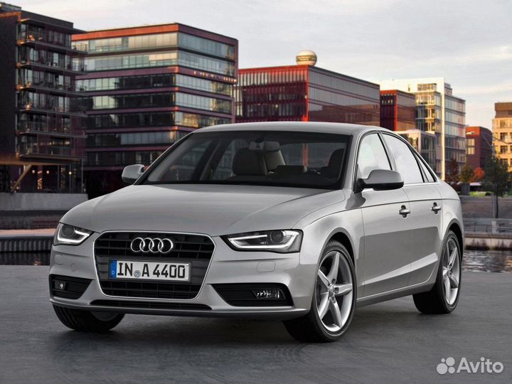 Стекло лобовое audi A4 4D