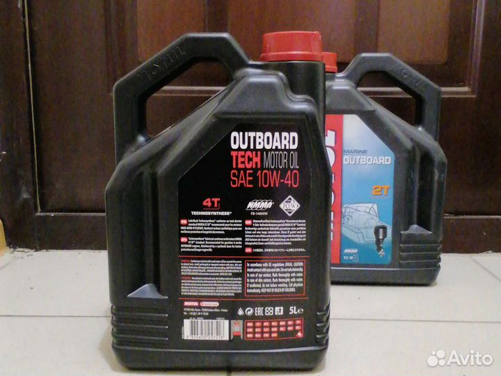 Motul 4Т outboard tech 10W40 для лодочных моторов