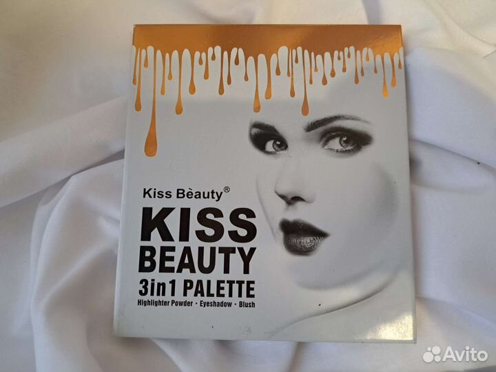 Палетка бу + карандаш в подарок