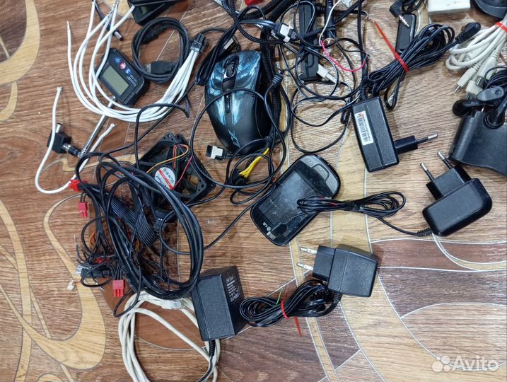 Вентиляторы, заглушки, штекера, удлинители