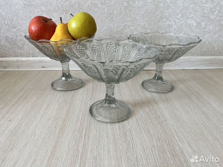 Ваза для фруктов на ножке СССР