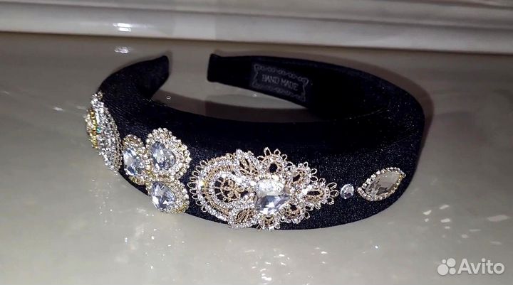 Бархатный ободок с декором