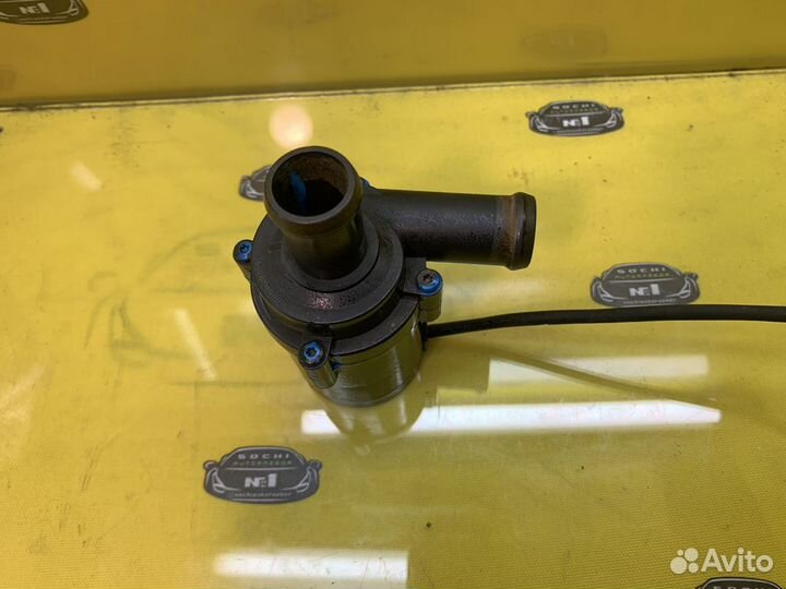 Насос циркуляции Volkswagen Phaeton Audi A8