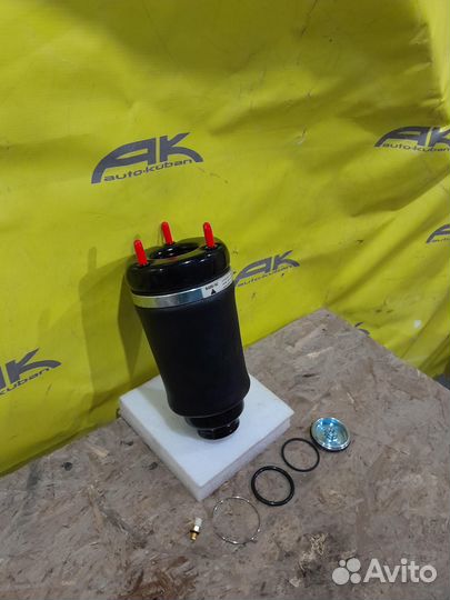 Sale. Пневмобаллон задний Mercedes S W221 новый