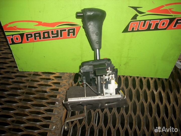 Рычаг переключения кпп lexus,toyota UZJ100W land c