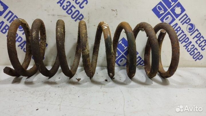 Пружина передняя левая Uaz Patriot внедорожник 2.7