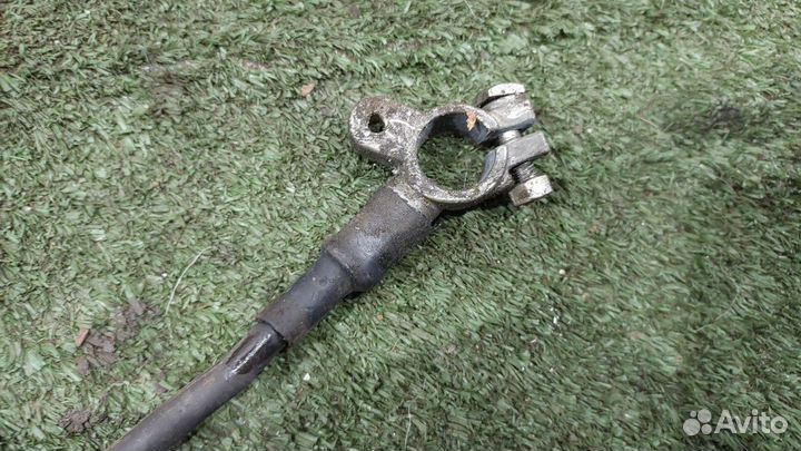 Клемма аккумулятора минус 1.8 Audi A4 B5