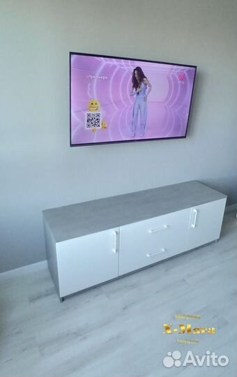 Тумба под телевизор